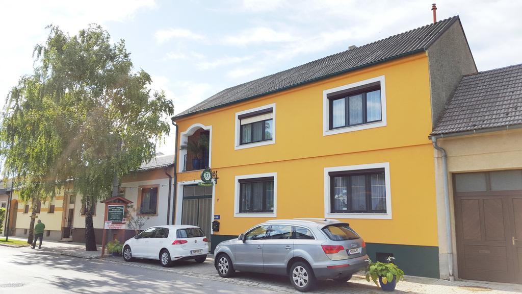 Ferienwohnung Gästezimmer Wurm Mönchhof Exterior foto